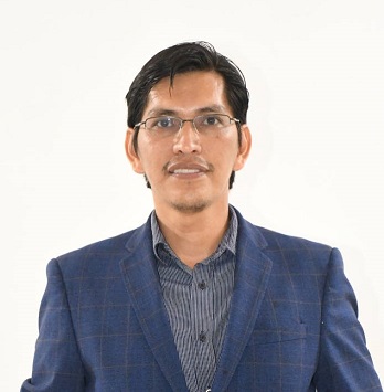 Dr. Angel Arias Camacho